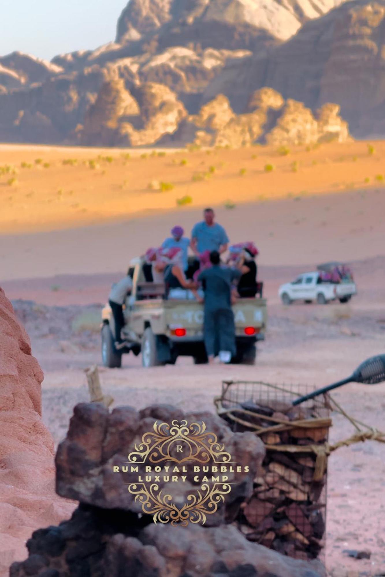 Rum Royal Bubbles Luxury Camp Apartment Wadi Rum Exterior photo