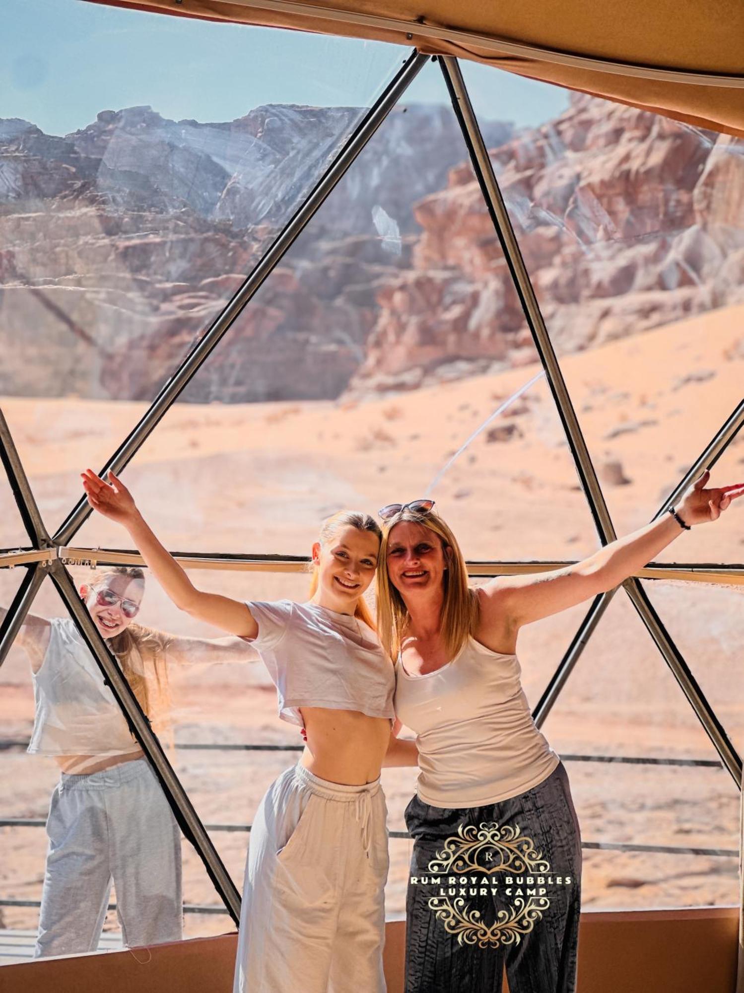 Rum Royal Bubbles Luxury Camp Apartment Wadi Rum Exterior photo